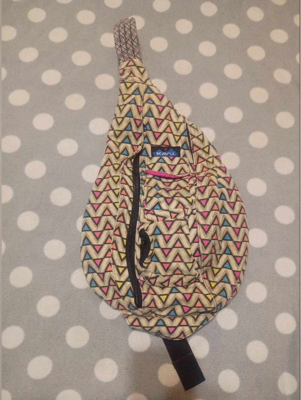 Kavu Multicolor Chevron Pattern Crossbody Sling Bag